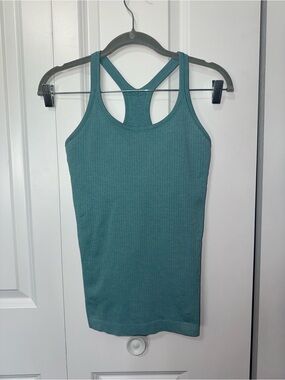 lululemon athletica Ebb to street tank - size 4